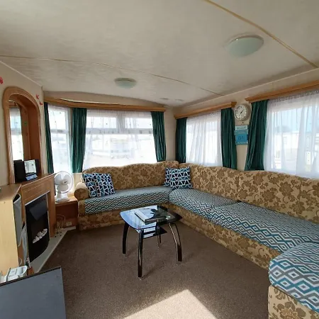 Pet Friendly Holiday Caravan Sleeps 5 Hemsby Exterior photo